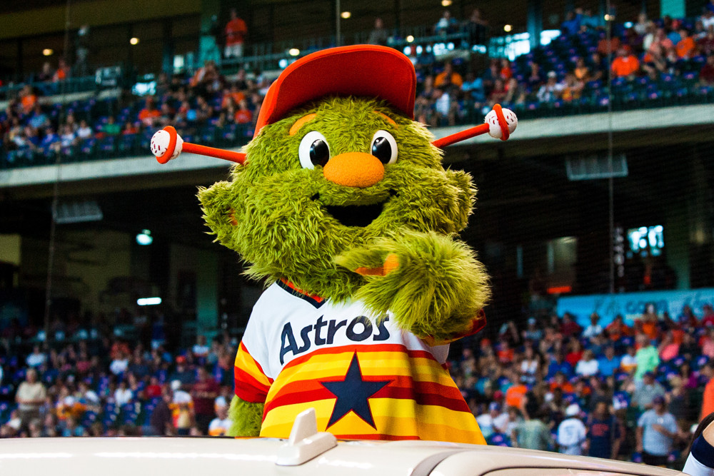 Rays' Chris Archer, Astros mascot Orbit make prank battle official